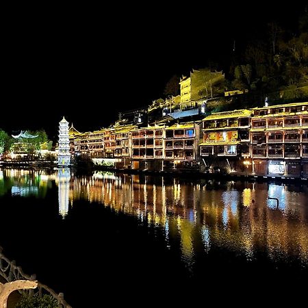 Lqj Riverside Guest House Финхуан Екстер'єр фото